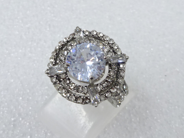 CRYSTAL FASHION RING / JP SIZE 9
